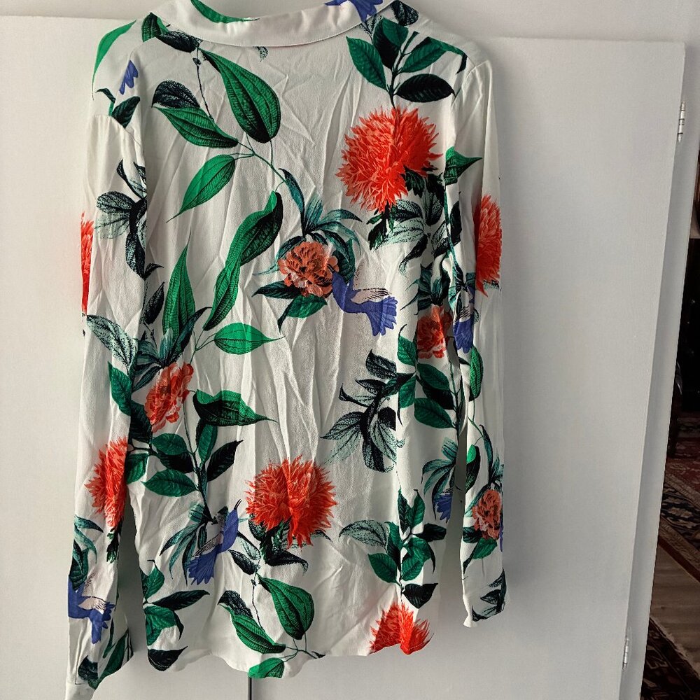 NWT White Blouse with Colorful Florals, Made in Denmark by Minimum - Picture 3 of 8